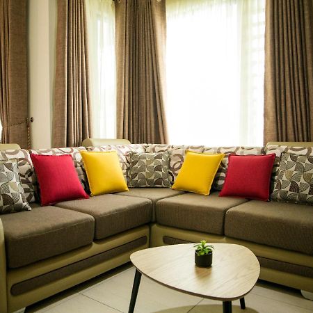Luxury 2 Bedroom Apartment With Pool - Close To Flic-En-Flac Beach Экстерьер фото