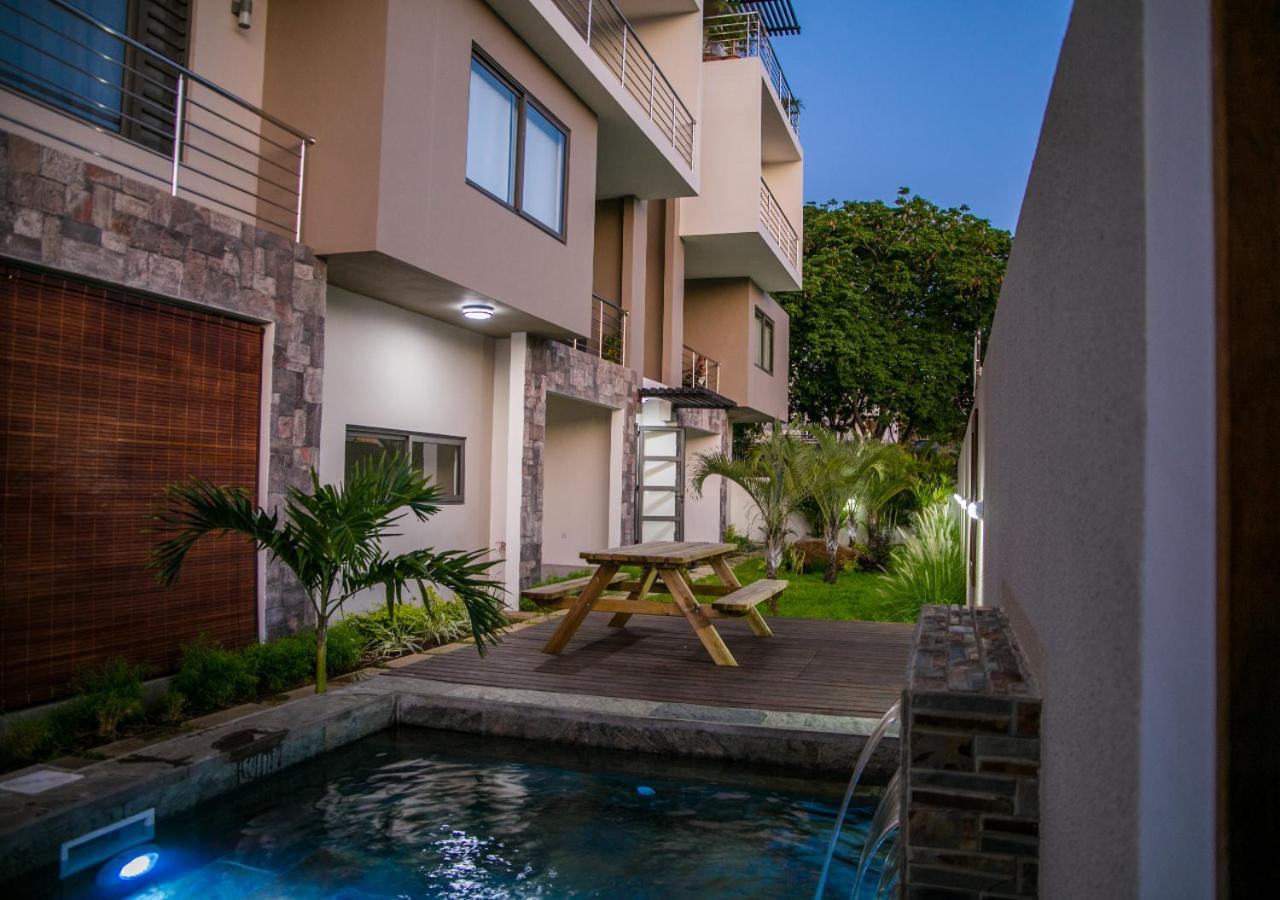 Luxury 2 Bedroom Apartment With Pool - Close To Flic-En-Flac Beach Экстерьер фото
