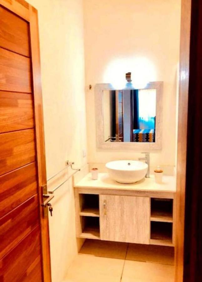 Luxury 2 Bedroom Apartment With Pool - Close To Flic-En-Flac Beach Экстерьер фото