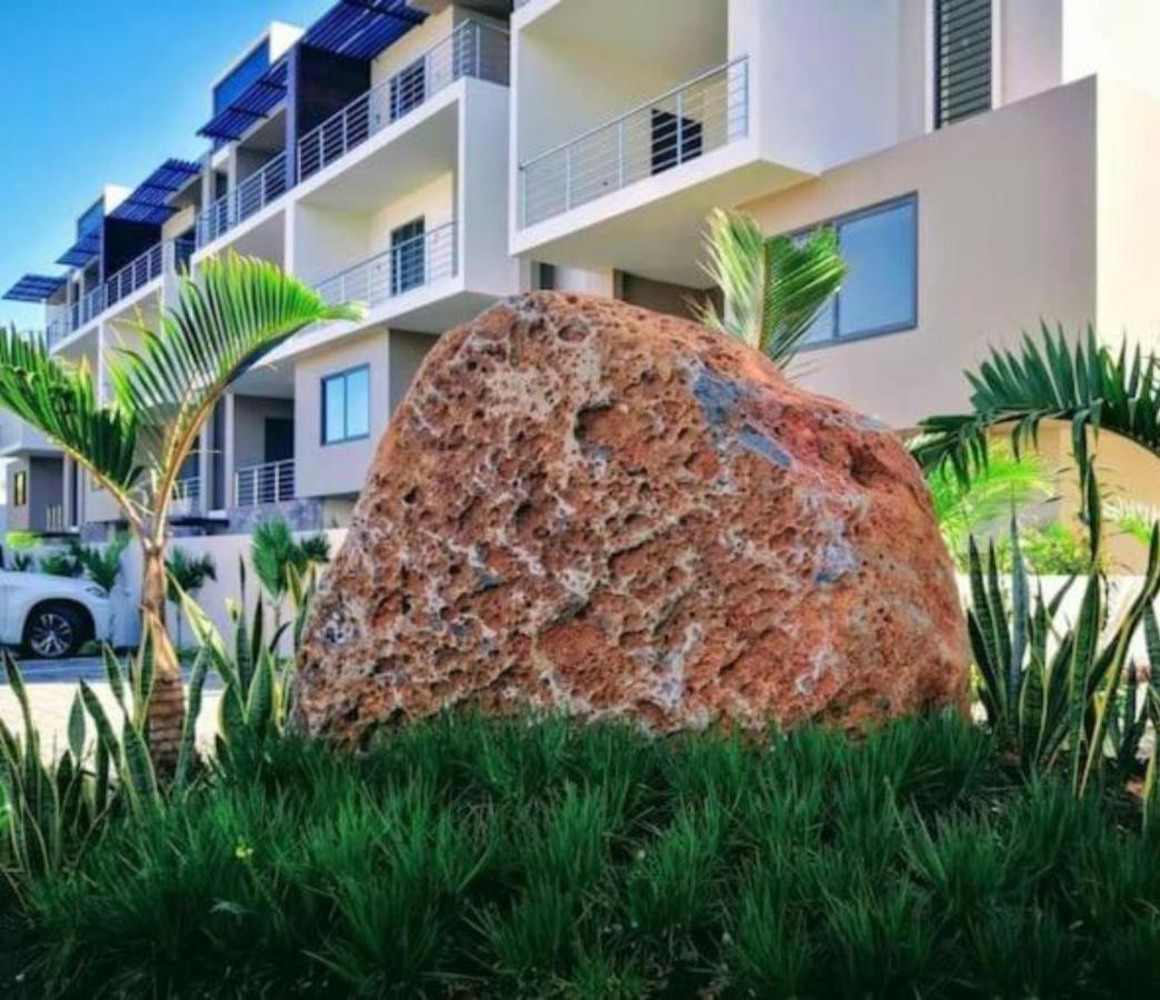 Luxury 2 Bedroom Apartment With Pool - Close To Flic-En-Flac Beach Экстерьер фото